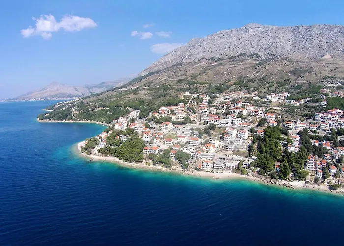 Stanici 1032a * Omiš