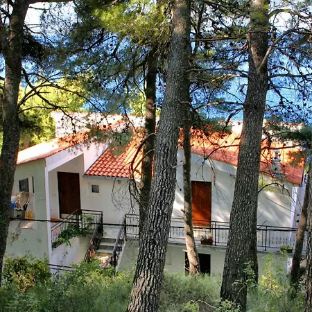 Stanici 1032a Omiš